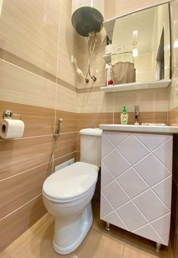 Отель Caravan Каракол Экстерьер фото